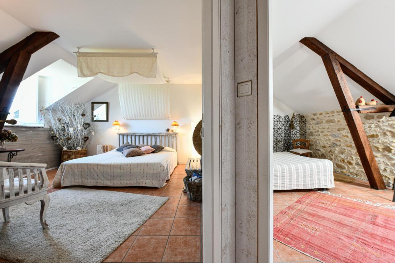 Bed and Breakfast La Ferme Dagué Lasseube Exterior foto